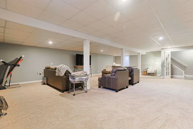 10879 Gorden Setter Drive, Osceola, IN 46561