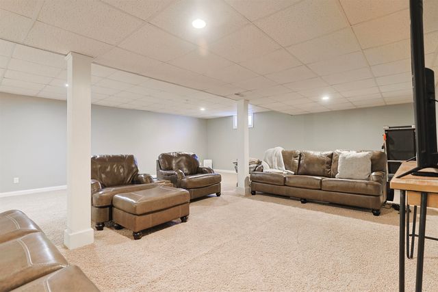 10879 Gorden Setter Drive, Osceola, IN 46561