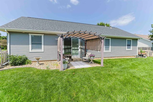 10879 Gorden Setter Drive, Osceola, IN 46561