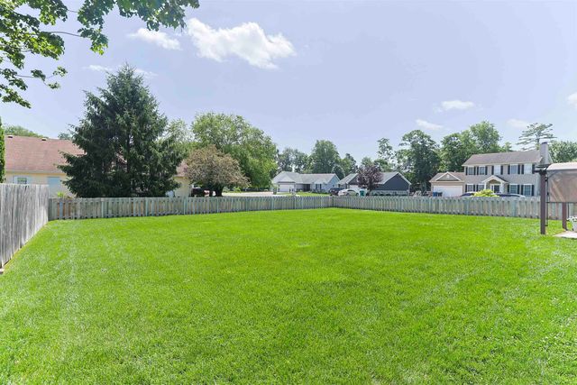 10879 Gorden Setter Drive, Osceola, IN 46561