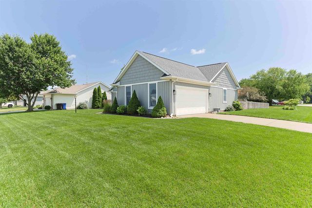 10879 Gorden Setter Drive, Osceola, IN 46561
