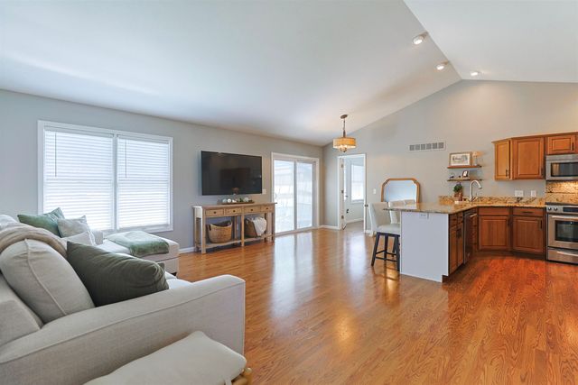 10879 Gorden Setter Drive, Osceola, IN 46561