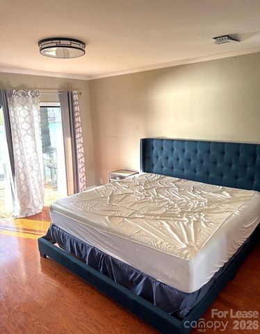 9039 J M Keynes Drive, Charlotte, NC 28262