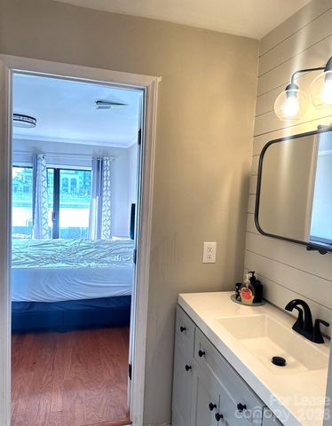 9039 J M Keynes Drive, Charlotte, NC 28262