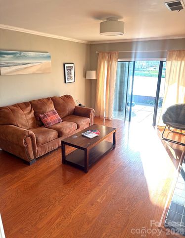 9039 J M Keynes Drive, Charlotte, NC 28262