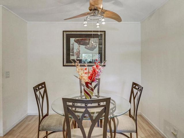 2860 N Los Felices Road 206, Palm Springs, CA 92262