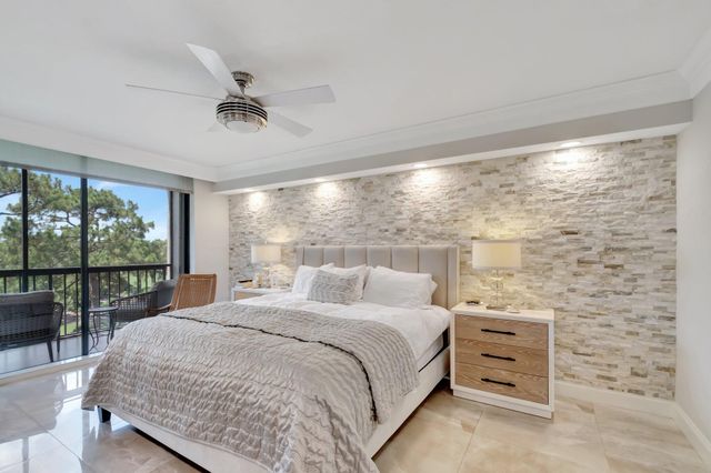 5279 S Fountains Dr S S 304, Lake Worth, FL 33467