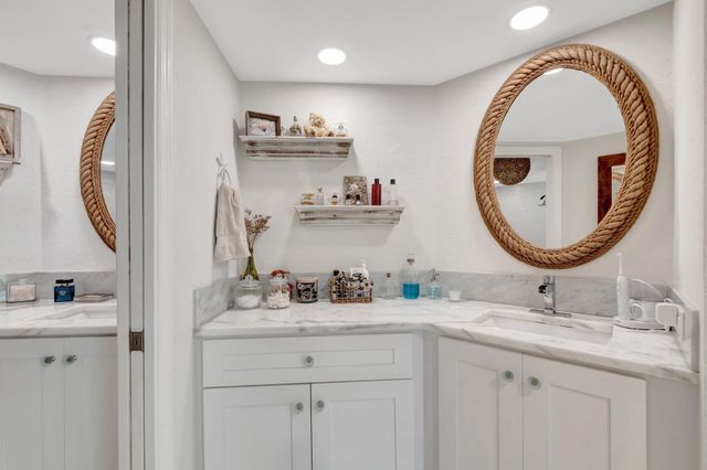 5279 S Fountains Dr S S 304, Lake Worth, FL 33467