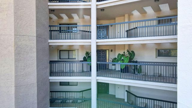 5279 S Fountains Dr S S 304, Lake Worth, FL 33467