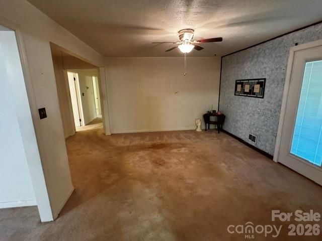 529 10th Street Place NW, Hickory, NC 28601