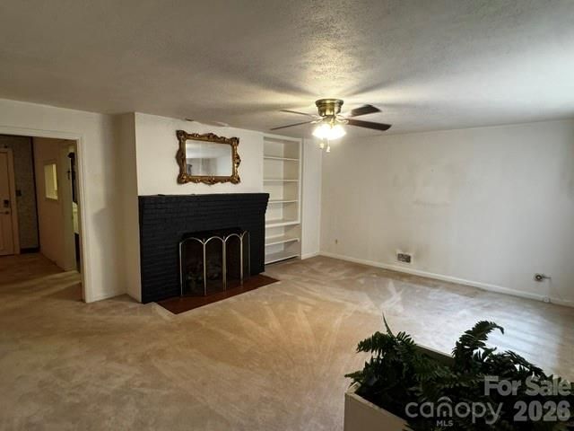 529 10th Street Place NW, Hickory, NC 28601