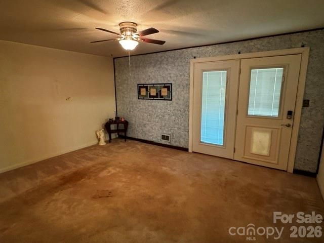 529 10th Street Place NW, Hickory, NC 28601