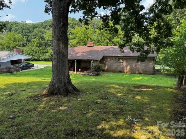 529 10th Street Place NW, Hickory, NC 28601