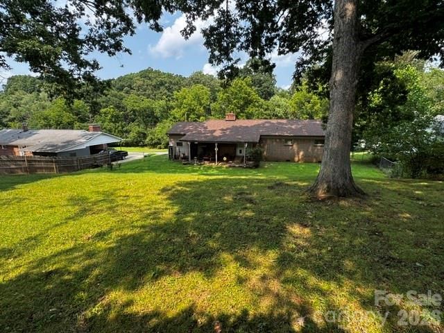 529 10th Street Place NW, Hickory, NC 28601