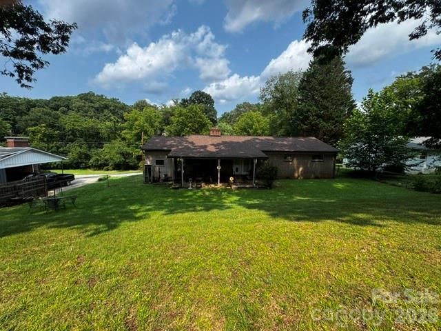 529 10th Street Place NW, Hickory, NC 28601