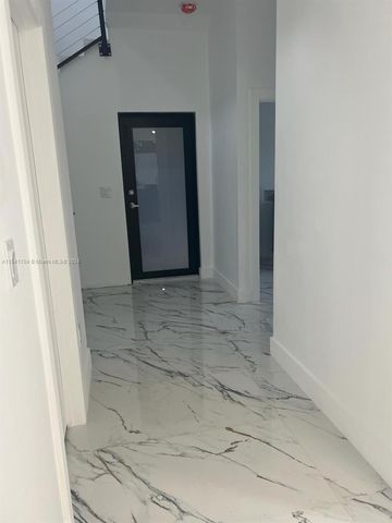 5455 SW 60 CT, Miami, FL 33155