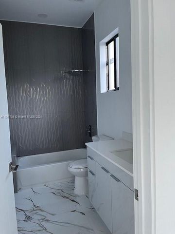 5455 SW 60 CT, Miami, FL 33155