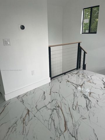 5455 SW 60 CT, Miami, FL 33155