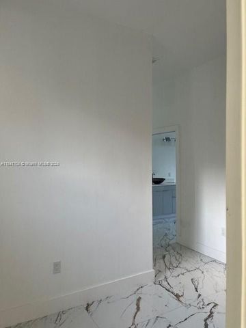 5455 SW 60 CT, Miami, FL 33155