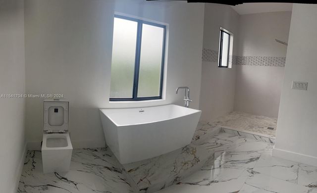 5455 SW 60 CT, Miami, FL 33155