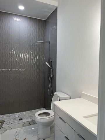 5455 SW 60 CT, Miami, FL 33155