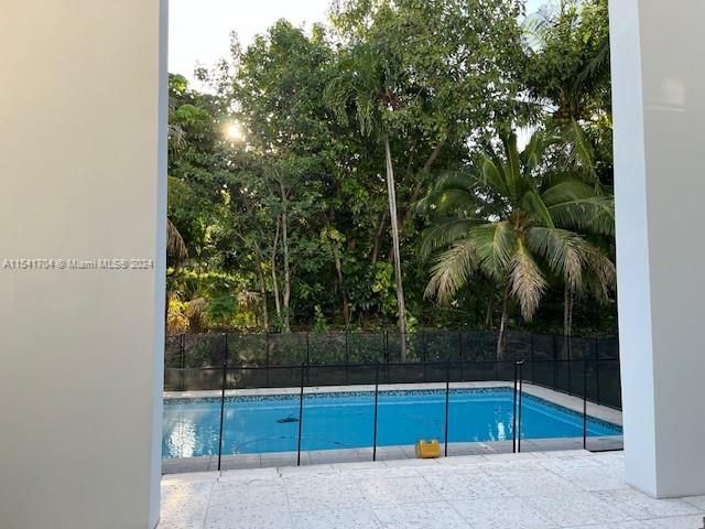 5455 SW 60 CT, Miami, FL 33155