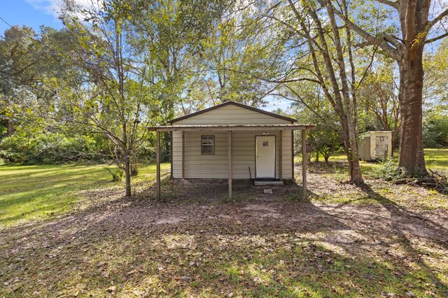 10077 Cravens Camp Road, Silsbee, TX 77656