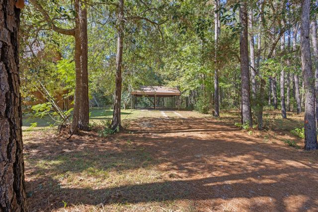 10077 Cravens Camp Road, Silsbee, TX 77656