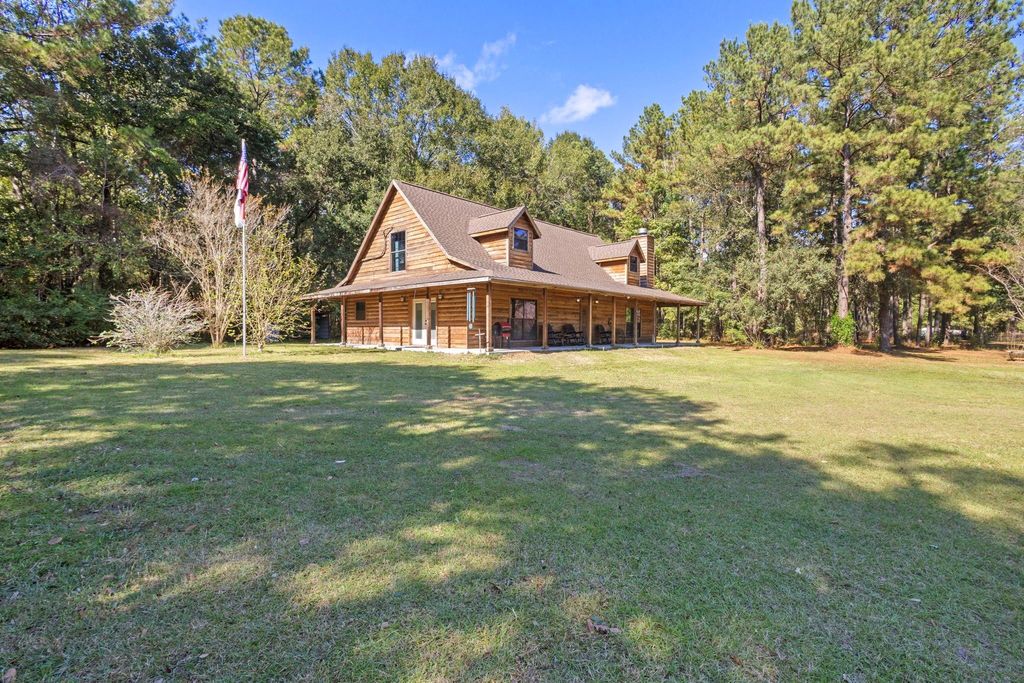 10077 Cravens Camp Road, Silsbee, TX 77656