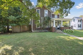 76 Budlong Street, Hillsdale, MI 49242