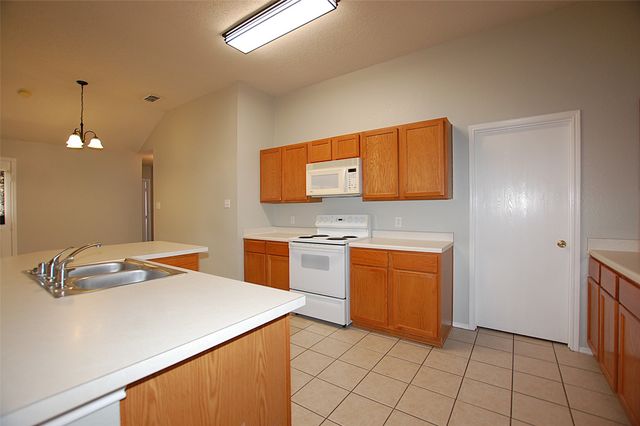 338 Bayberry Trail, Forney, TX 75126