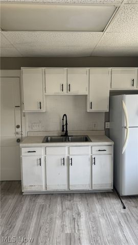 8502 Grand Division Avenue, Garfield Heights, OH 44125