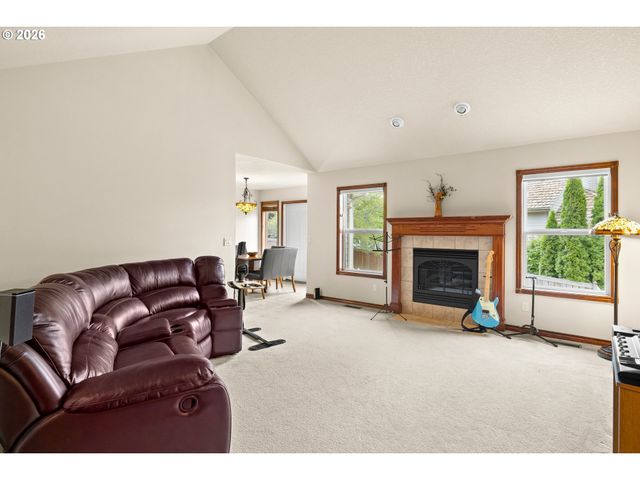 1732 Se 28TH Ct, Gresham, OR 97080