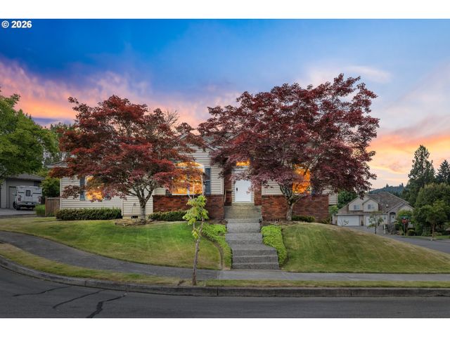 1732 Se 28TH Ct, Gresham, OR 97080