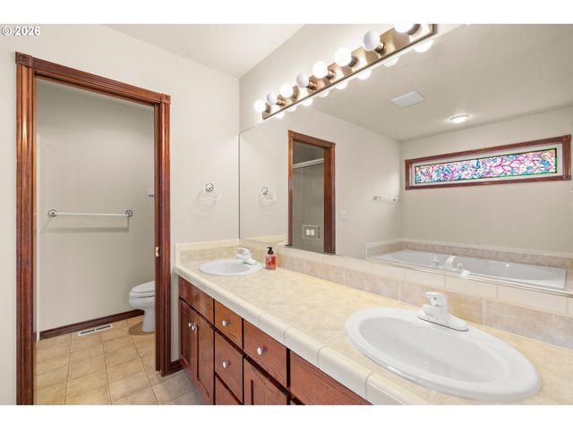 1732 Se 28TH Ct, Gresham, OR 97080