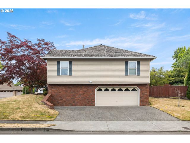 1732 Se 28TH Ct, Gresham, OR 97080