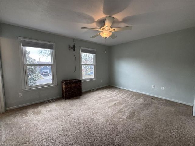 1116 Voss CT, Virginia Beach, VA 23454