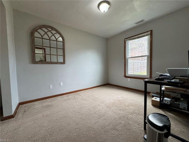 1116 Voss CT, Virginia Beach, VA 23454