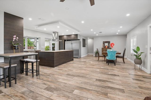 4601 W Hawthorne Circle, Hollywood, FL 33021