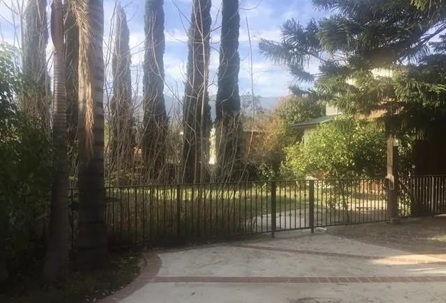 2616 Piedmont, Montrose, CA 91020