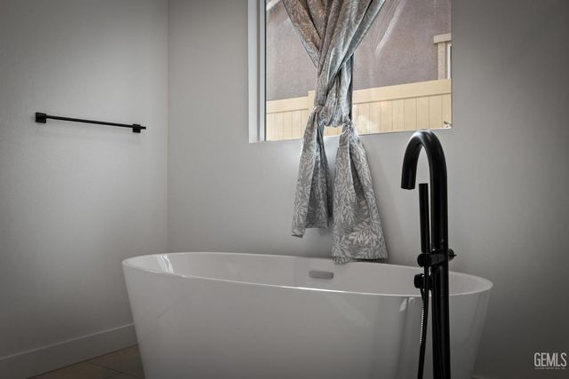 1360 Bodega Drive, Tehachapi, CA 93561