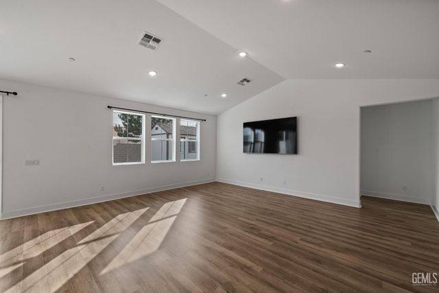 1360 Bodega Drive, Tehachapi, CA 93561