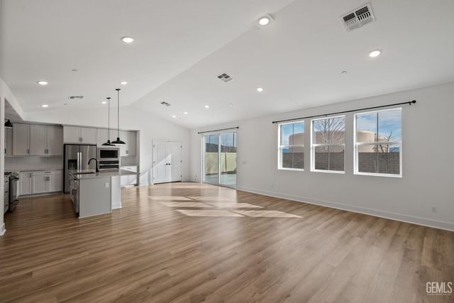 1360 Bodega Drive, Tehachapi, CA 93561