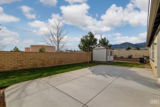 1360 Bodega Drive, Tehachapi, CA 93561