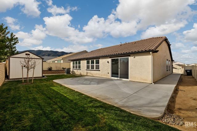 1360 Bodega Drive, Tehachapi, CA 93561