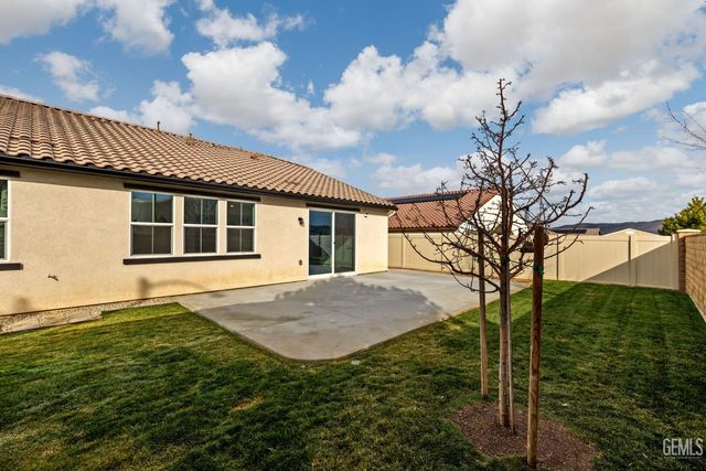 1360 Bodega Drive, Tehachapi, CA 93561