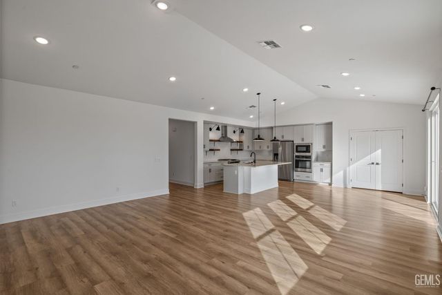 1360 Bodega Drive, Tehachapi, CA 93561