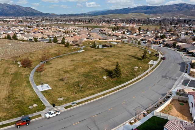 1360 Bodega Drive, Tehachapi, CA 93561