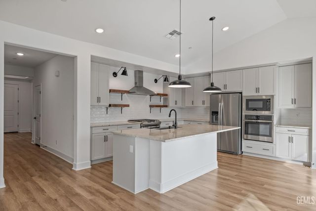 1360 Bodega Drive, Tehachapi, CA 93561