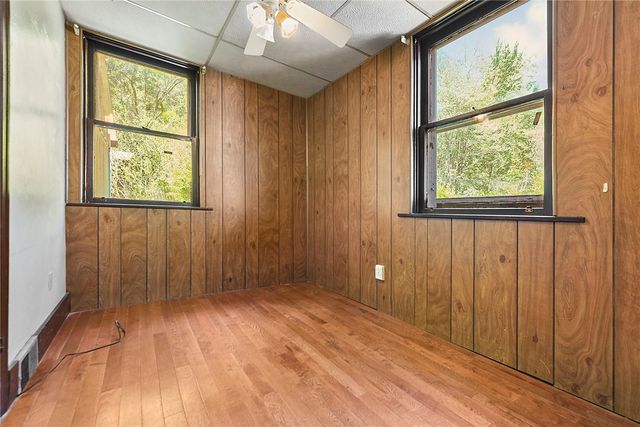180 Provost Rd, Overbrook, PA 15227